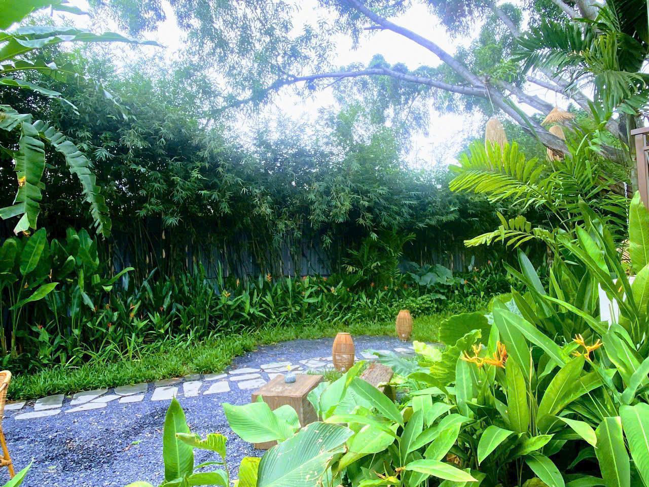 Thiết kế và thi công sân vườn cho spa tại hcm